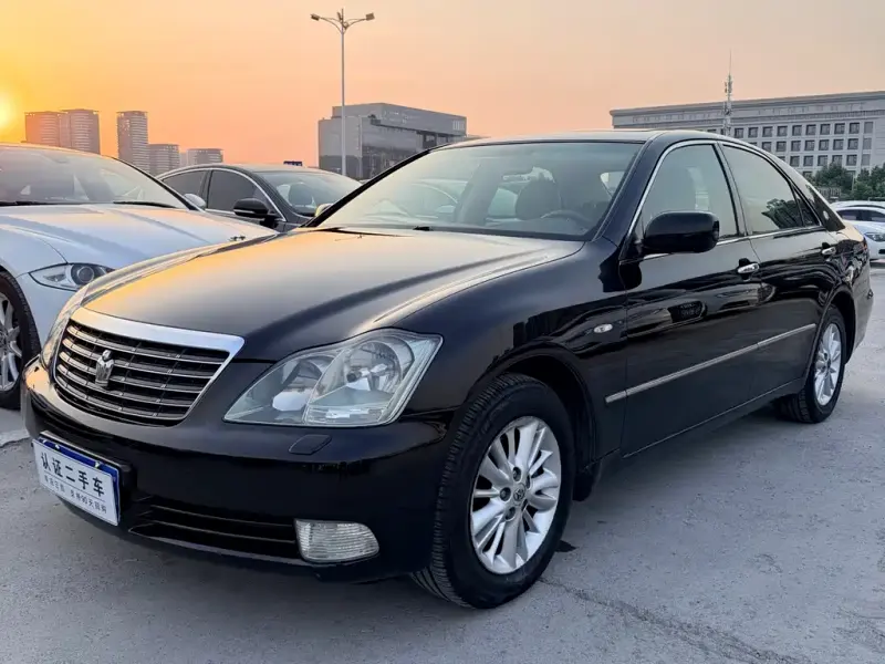 Toyota Crown, 2006