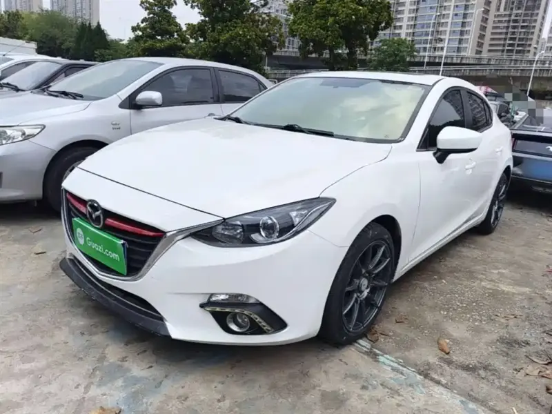Mazda 3 Axela, 2016