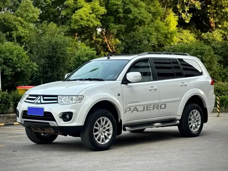 Mitsubishi Pajero Sport, 2016