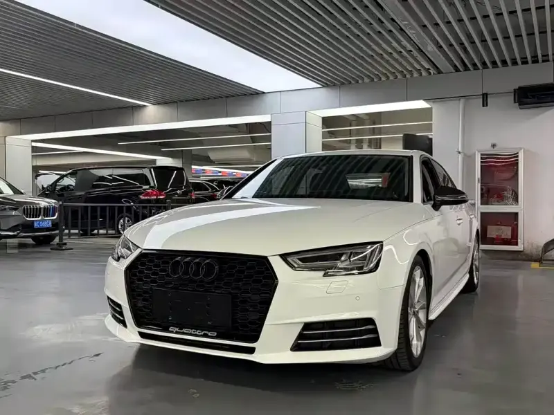 Audi A4L, 2017