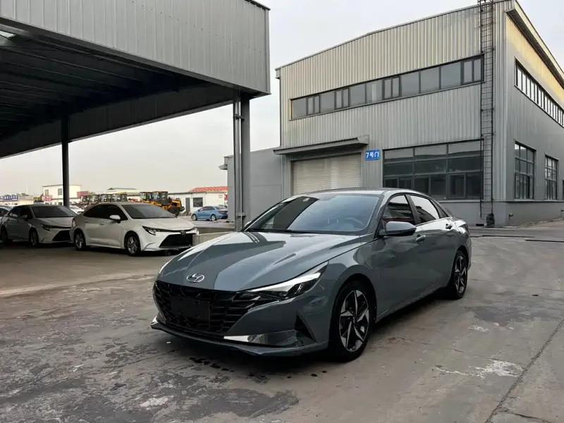 Hyundai Elantra, 2021