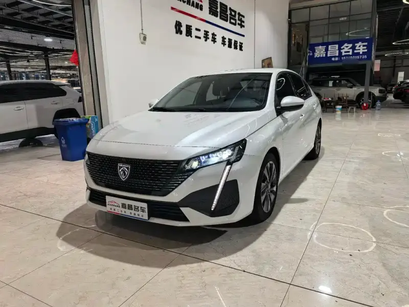 Peugeot 408, 2023