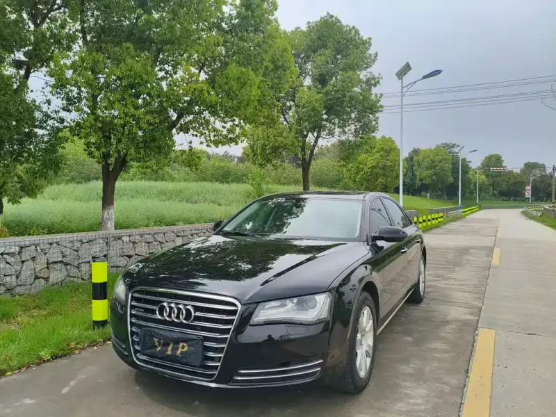 Audi A8, 2011