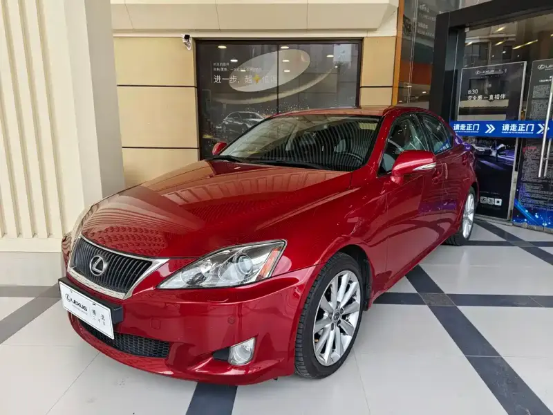 Lexus IS, 2009