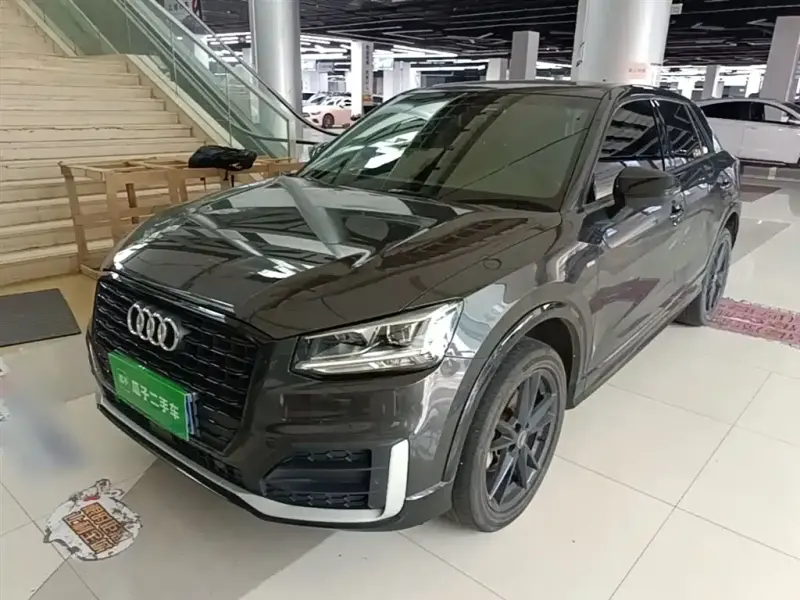 Audi Q2L, 2020