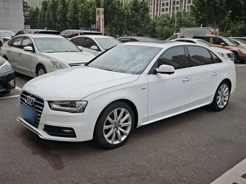 Audi A4L, 2016
