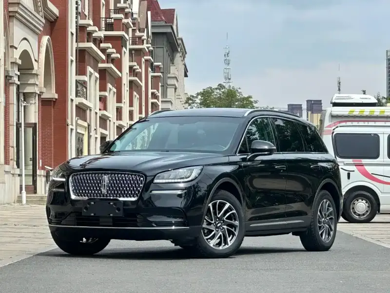 Lincoln Corsair, 2021