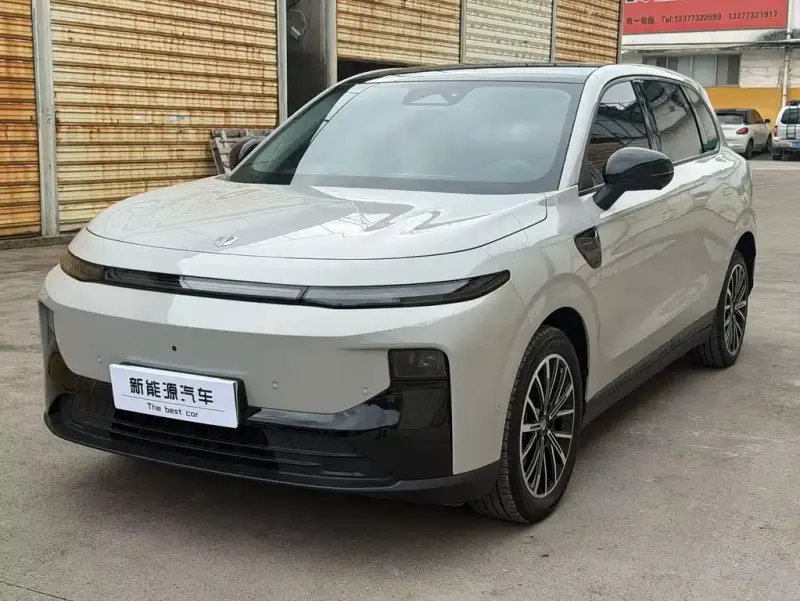 Leapmotor B10, 2025