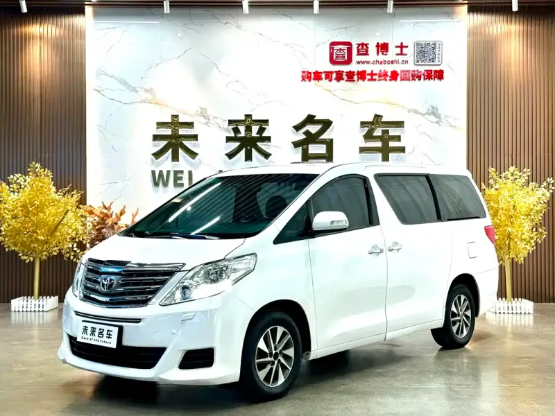 Toyota Alphard, 2014