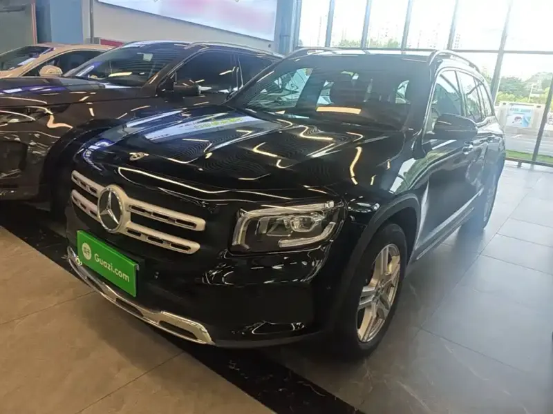 Mercedes-Benz GLB, 2022