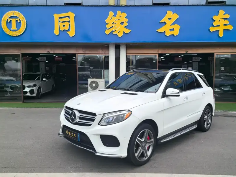 Mercedes-Benz GLE( ), 2016