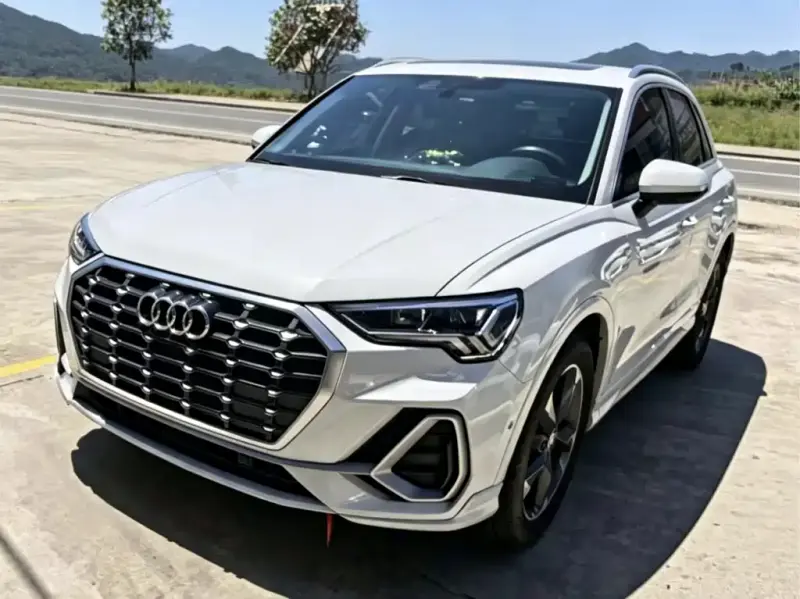 Audi Q3, 2022