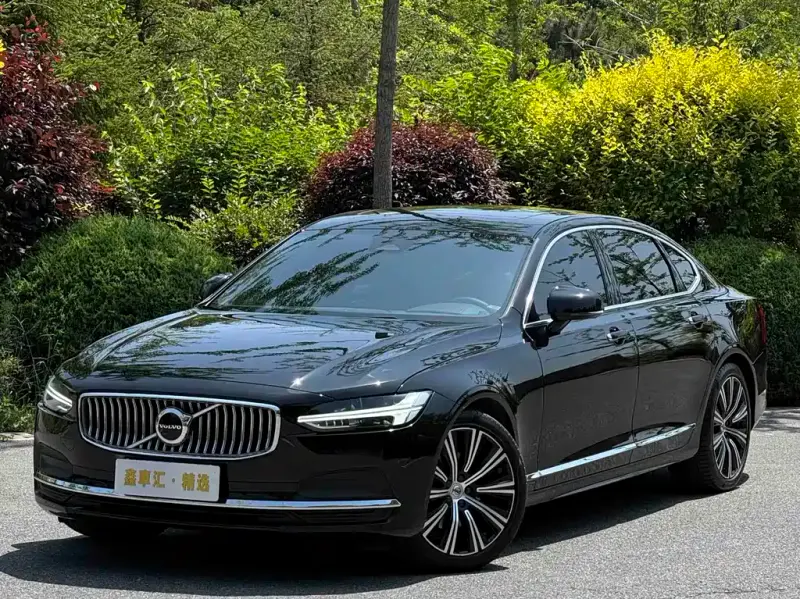 Volvo S90, 2023