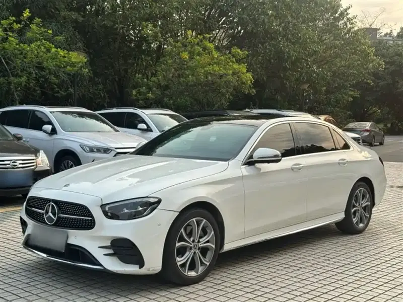Mercedes-Benz E-Class, 2022