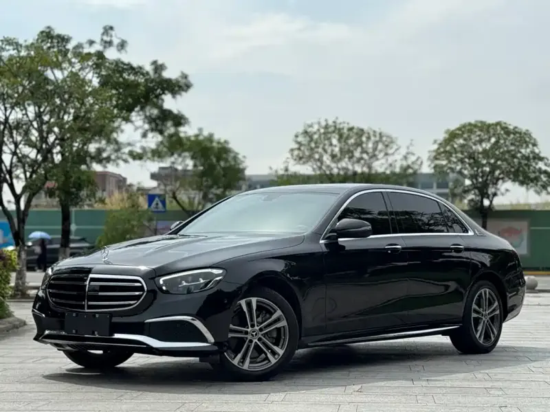 Mercedes-Benz E-Class, 2023