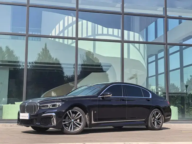 BMW 7 Series, 2022