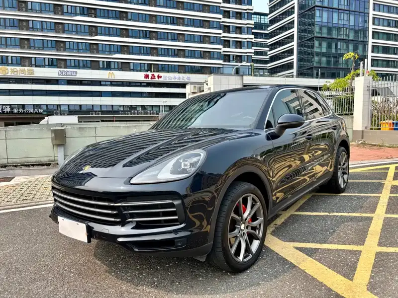 Porsche Cayenne, 2022