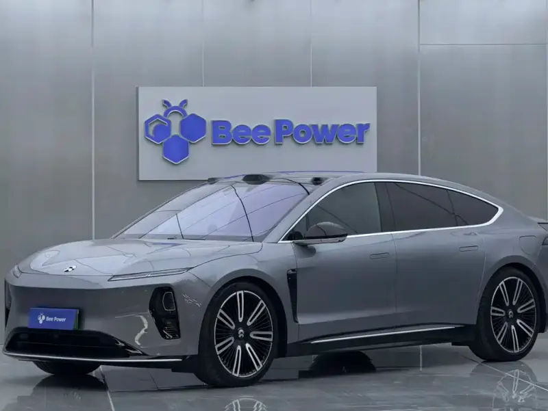 NIO ET9, 2025