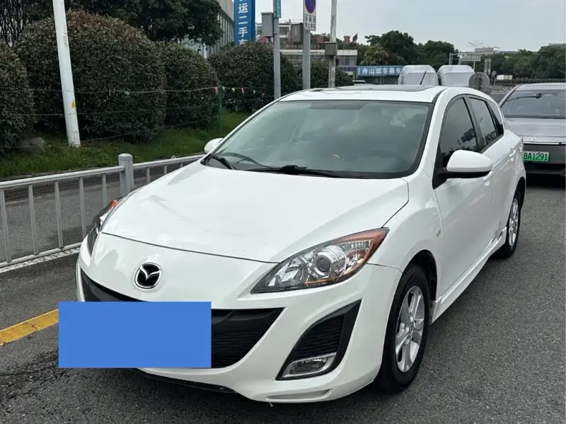 Mazda 3 Xingcheng, 2012