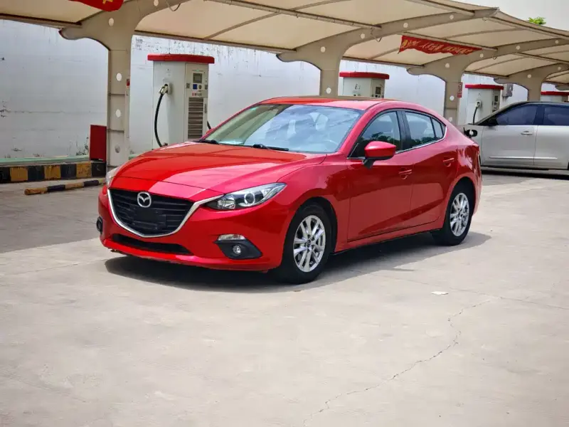 Mazda 3 Axela, 2016