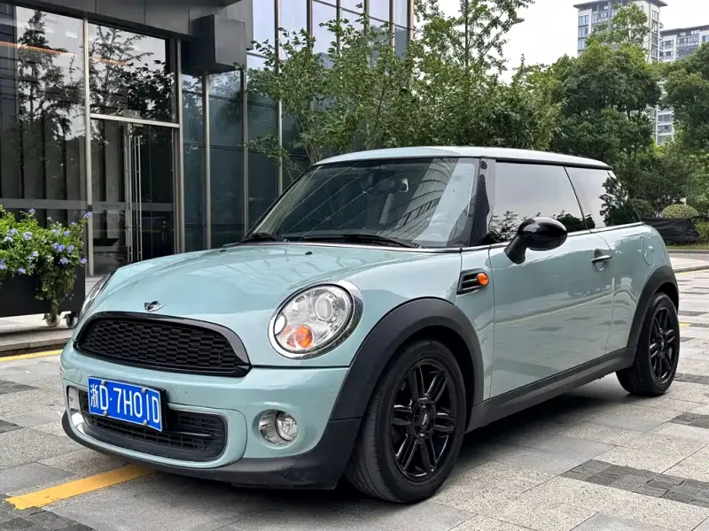 MINI Mini, 2013