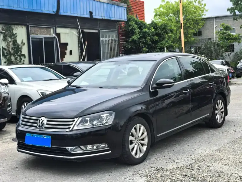 Volkswagen Magotan, 2015