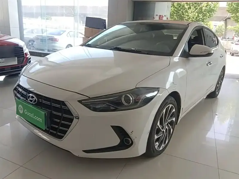 Hyundai Elantra, 2020