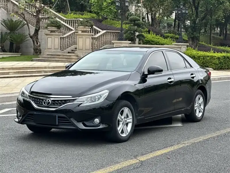 Toyota Reiz, 2015