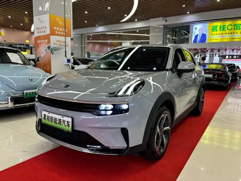 Lynk & Co 06 EM-P, 2022