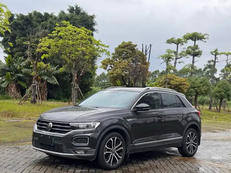 Volkswagen T-Roc, 2021