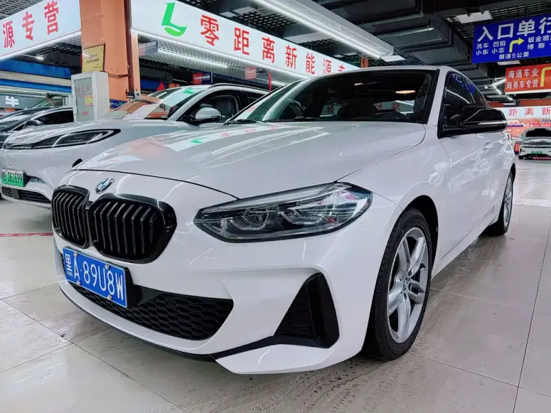 BMW 1 Series, 2021