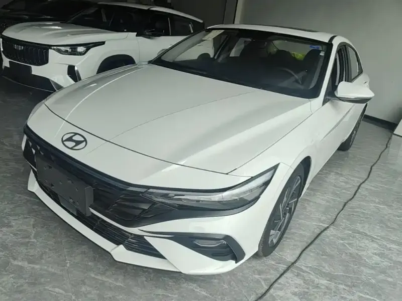 Hyundai Elantra, 2026