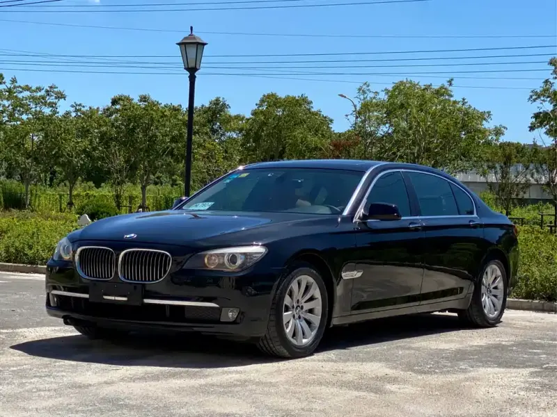 BMW 7 Series, 2012