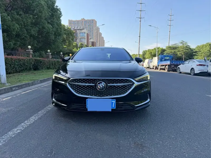 Buick LaCrosse, 2022