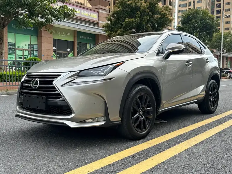 Lexus NX, 2016