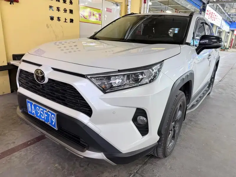 Toyota RAV4, 2022