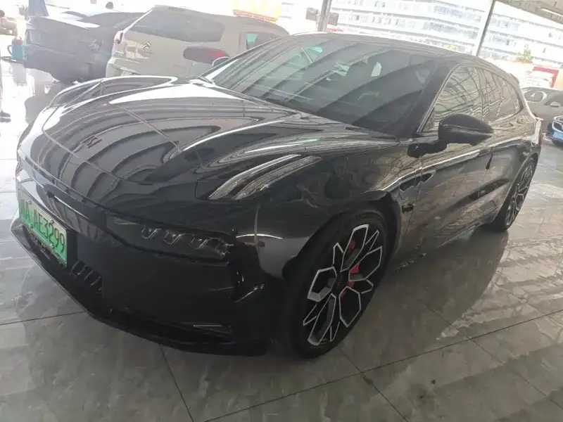 Zeekr 001, 2022