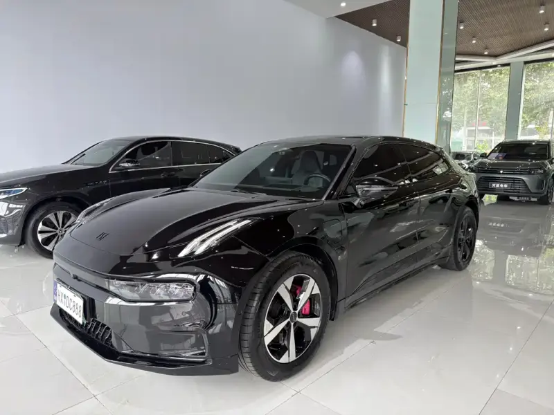 Zeekr 001, 2024