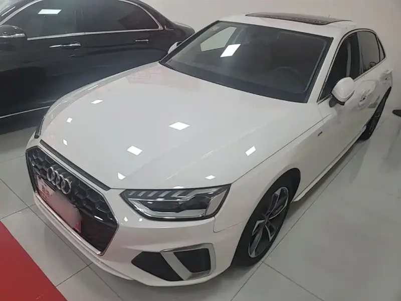 Audi A4L, 2021