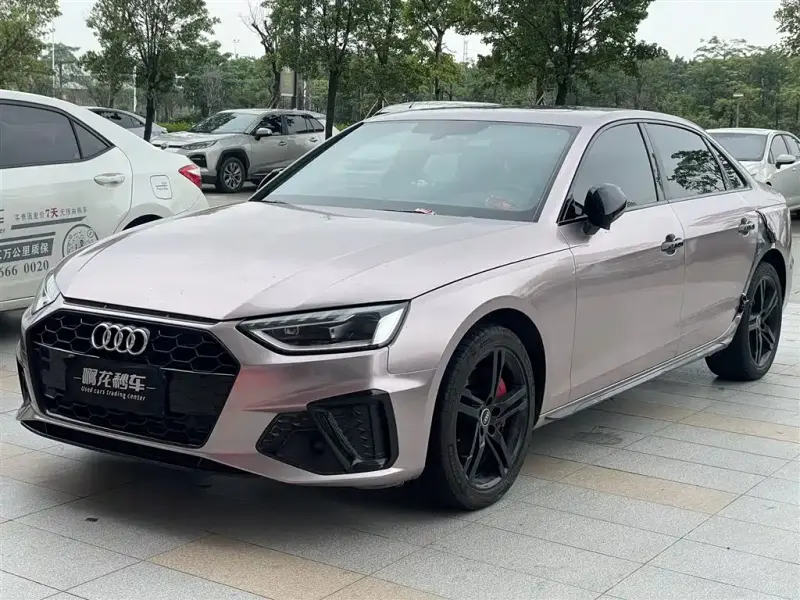 Audi A4L, 2023