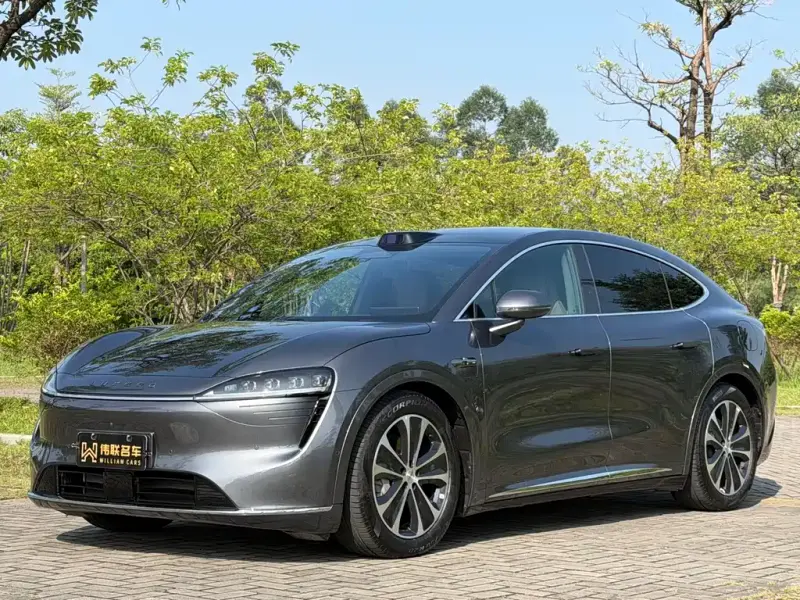 Luxeed Zhijie R7, 2025