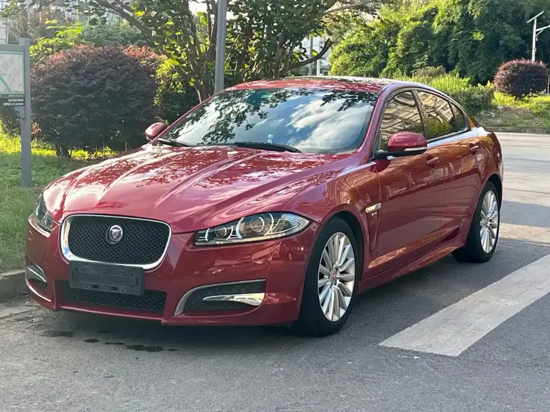 Jaguar XF, 2014