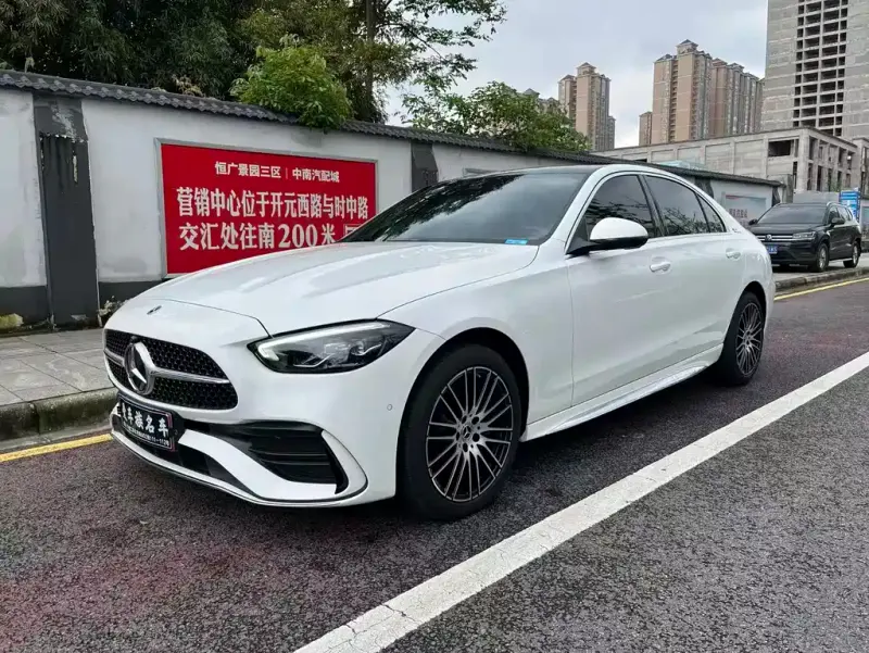 Mercedes-Benz C-Class, 2025