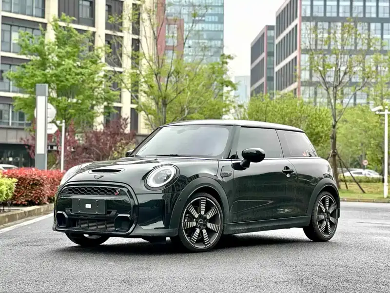 MINI Mini, 2024