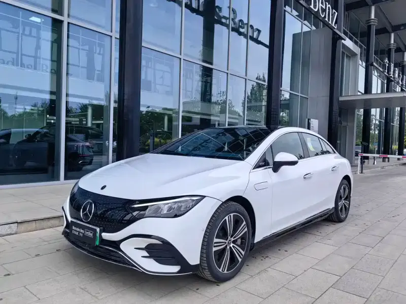 Mercedes-Benz EQE, 2025