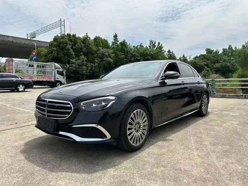 Mercedes-Benz E-Class, 2022