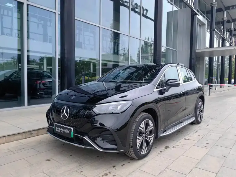 Mercedes-Benz EQE SUV, 2025