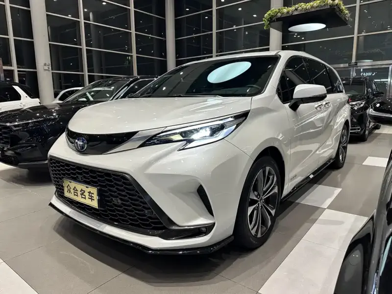 Toyota Granvia, 2023