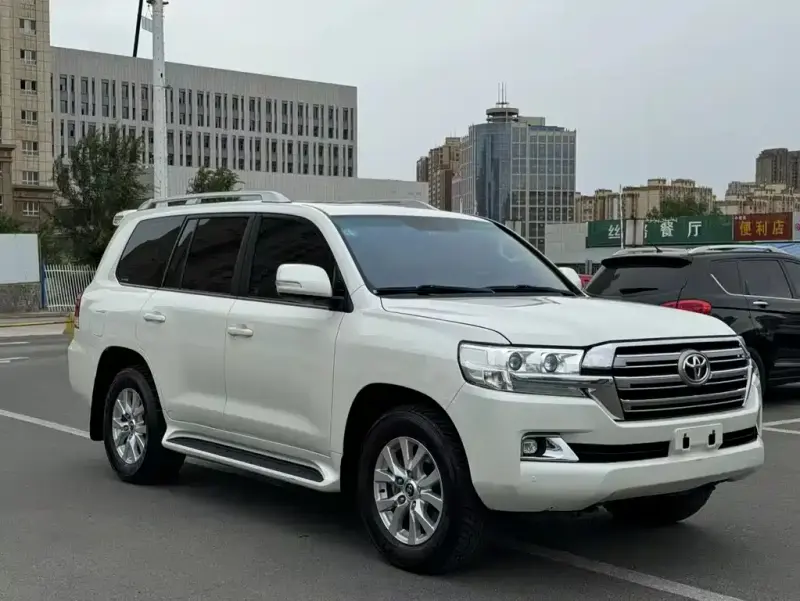 Toyota Land Cruiser, 2016