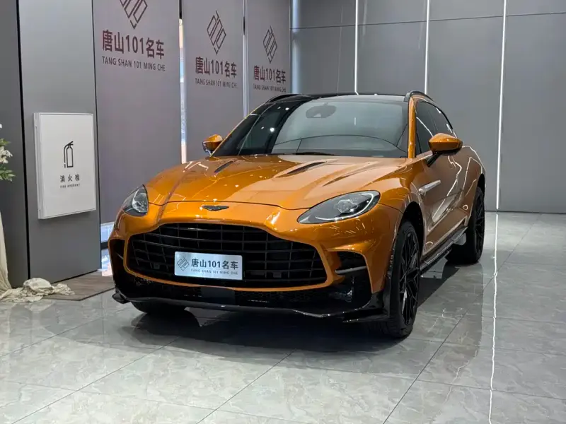 Aston Martin DBX, 2022